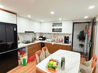 Hiếm! phố đội cấn, nhà đẹp gần phố, ngõ nông sh quay đầu, 2 mặt thoáng, nhà dân xây kcbt, 35m2*3 t