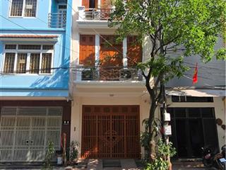 Chính chủ cần bán gấp nhà ngô thì nhậm hà đông
