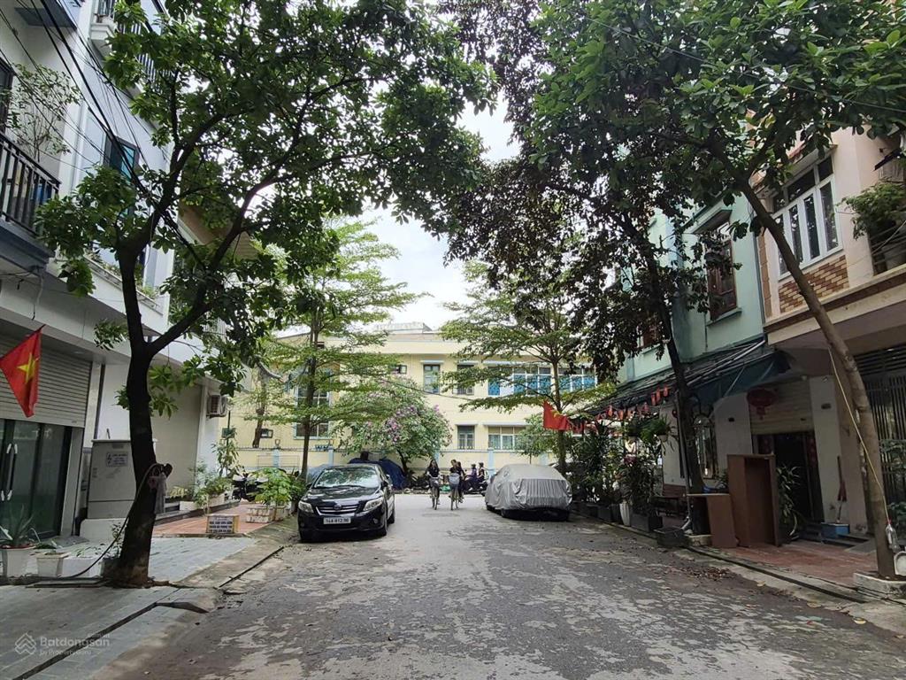 Chính chủ cần bán gấp nhà ngô thì nhậm hà đông