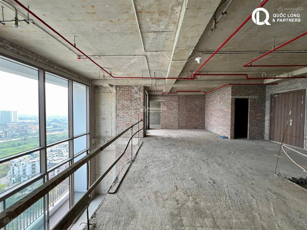 Chính chủ bán căn hộ duplex 196m2 dự án khai sơn city giá 20 tỷ có thương lượng.  0966 628 ***