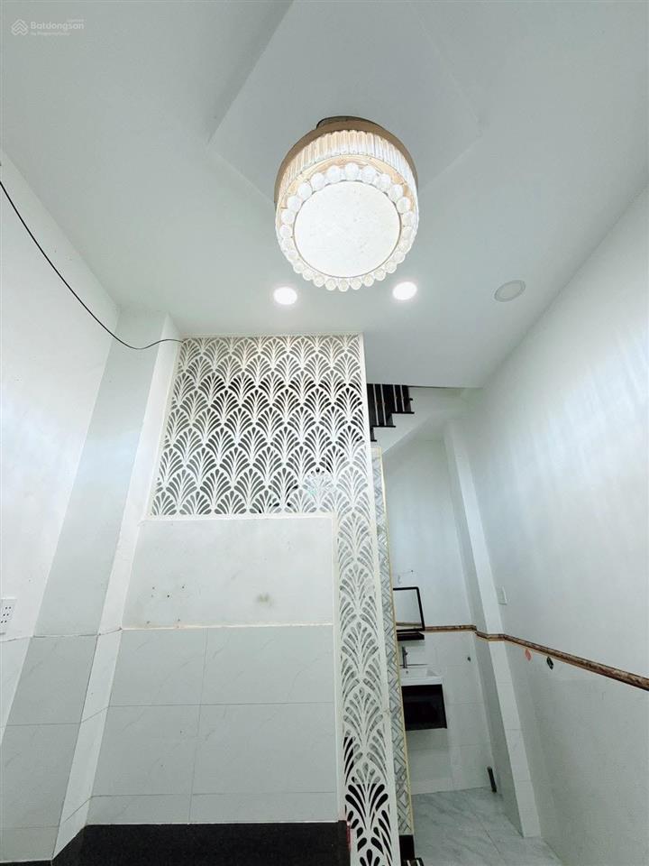 Nhà mới quận 11  giá chỉ 3.2 tỷ (tl nhẹ)