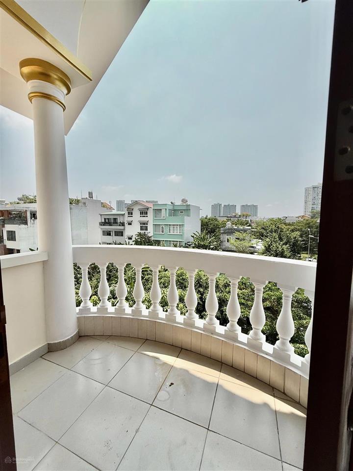 Lô góc 2 mặt tiền thân văn nhiếp  vị trí kinh doanh đỉnh  chủ giảm 2 tỷ chỉ trong 1 tuần