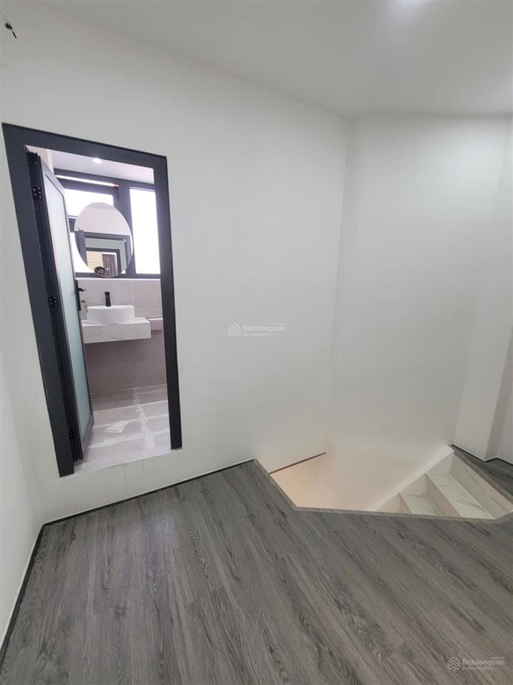Giảm thêm 300 triệu  giá mới chỉ 5.1 tỷ