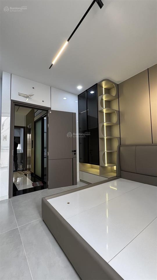 Siêu phẩm 5 tầng thang máy  cách ô tô 1 căn  full nội thất xịn  trung tâm quận 11