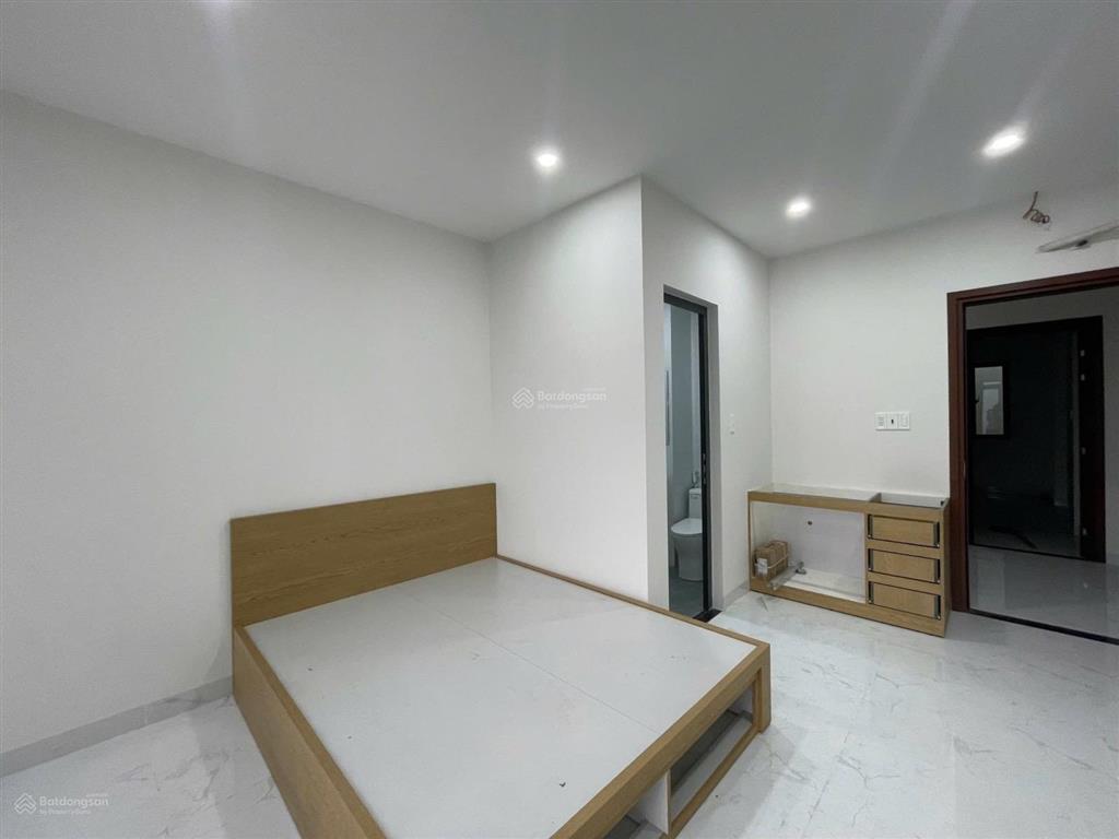 Giảm sâu 1.2 tỷ  chốt nhanh chỉ 8.5 tỷ  hxh  nhà mới 4 tầng  ngay vòng xoay lê đại hành, q11