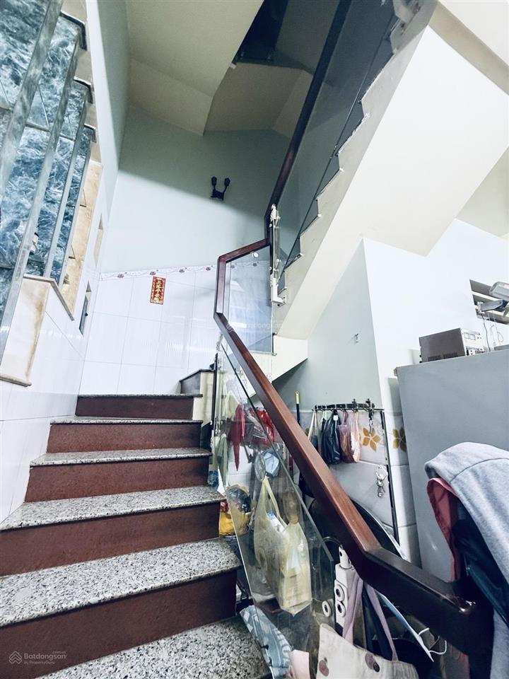 Hàn hải nguyên q11  48,1m  4 tầng  5pn  chỉ 1 căn ra ô tô đỗ  7.8 tỷ