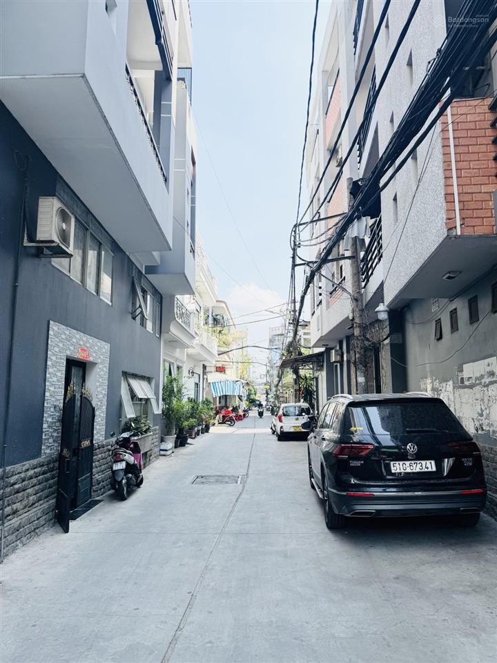 Lạc long quân, quận 11  hẻm 8m kinh doanh  4 tầng, 5pn  vừa ở vừa cho thuê