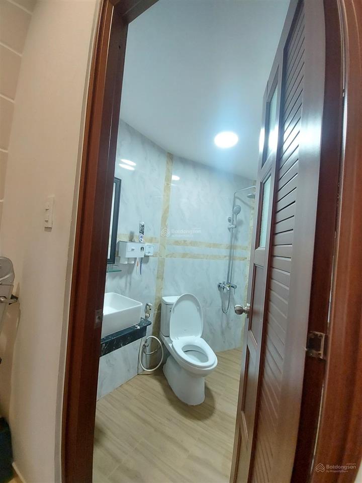 Nhà đẹp bảy hiền  cách 1 căn ra mặt tiền  4 tầng btct  57m2 ngang 5m