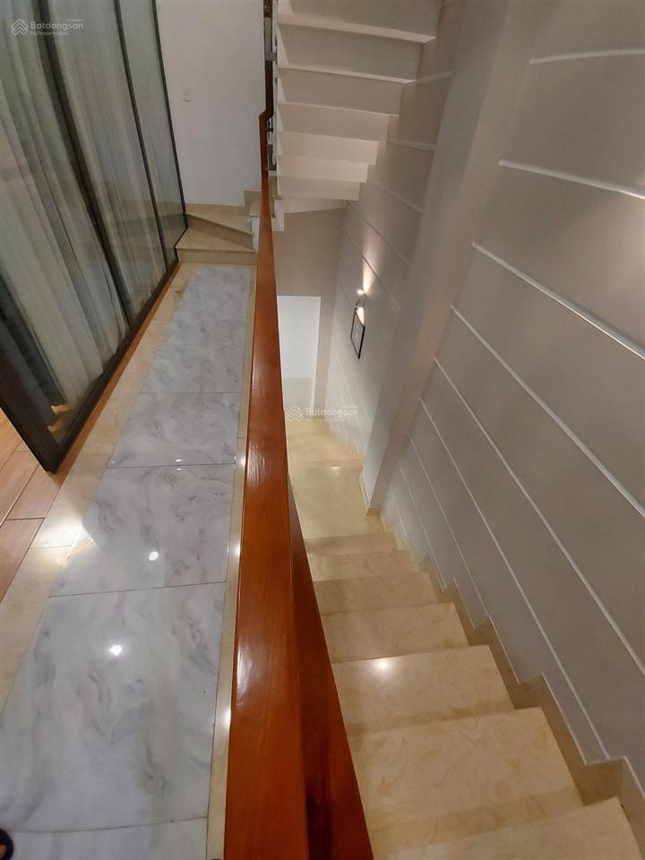 Nhà đẹp bảy hiền  cách 1 căn ra mặt tiền  4 tầng btct  57m2 ngang 5m