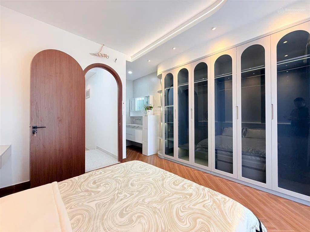 Phan huy ích  tân sơn  nhà mới 5 tầng  hxh 6m  ô tô ngủ trong nhà  gần emart 2 & ga t3
