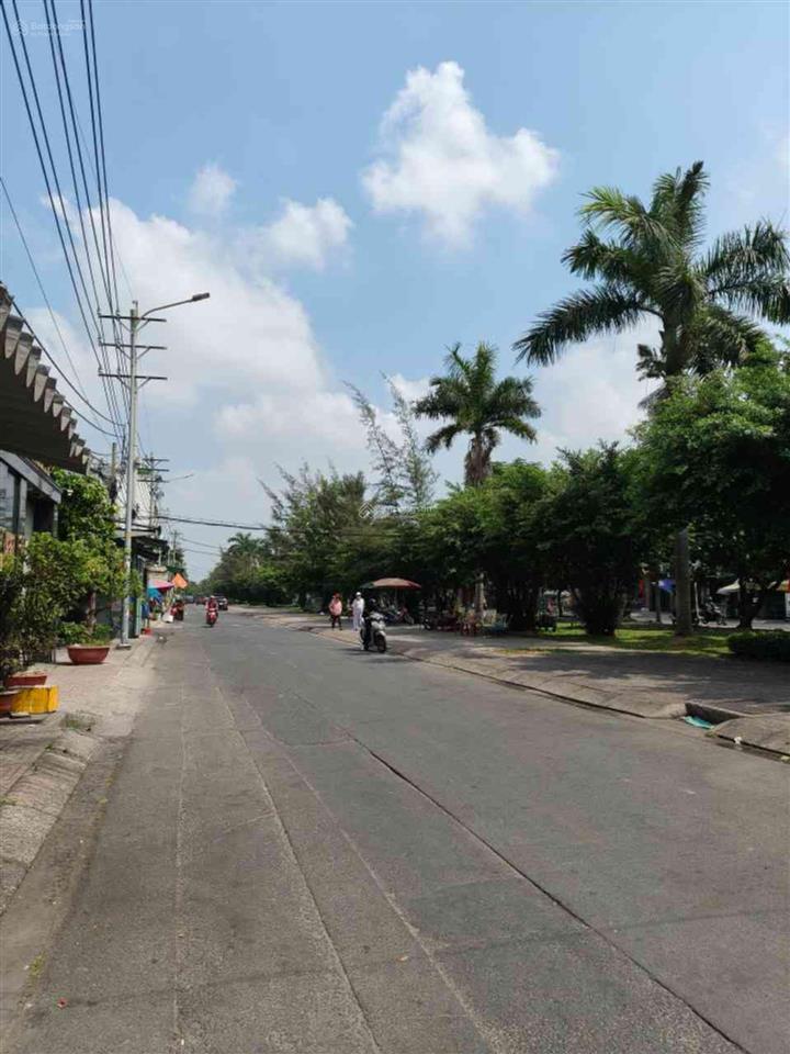Nhà đẹp lưu chí hiếu tân phú, giá tốt 7.7 tỷ 76m2