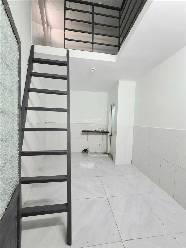 Nhà 3 tầng dòng tiền gần 24tr/tháng giá chỉ 7.3tỷ