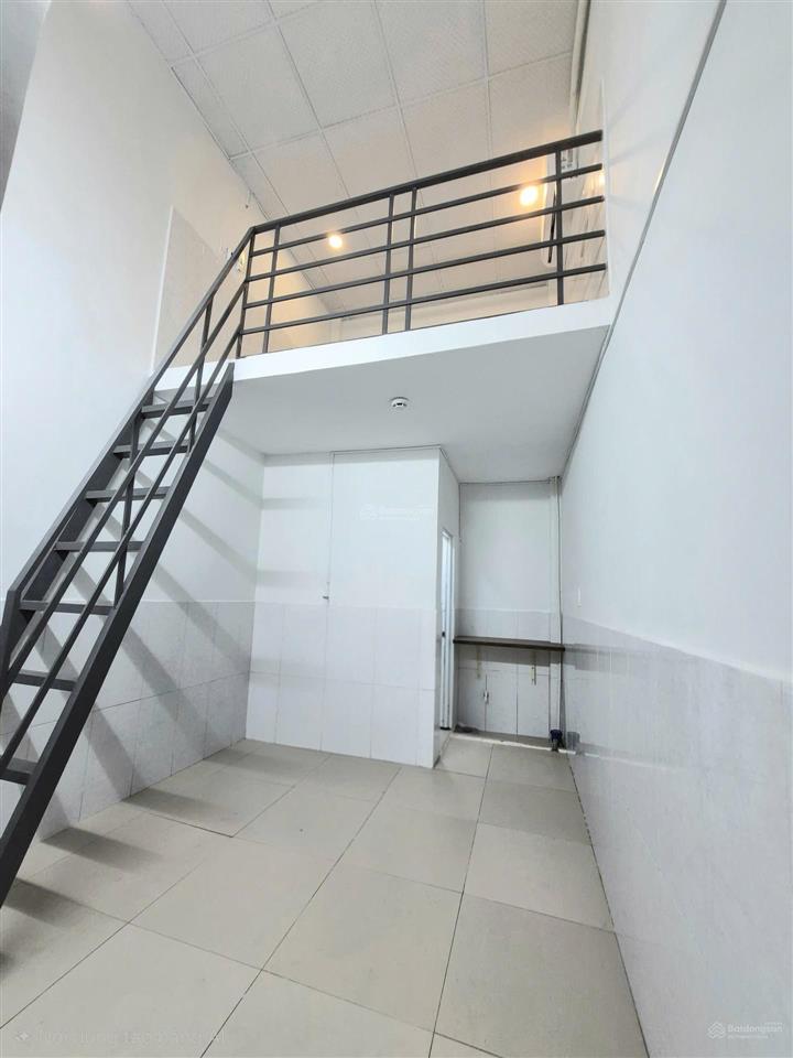 Nhà 3 tầng dòng tiền gần 24tr/tháng giá chỉ 7.3tỷ