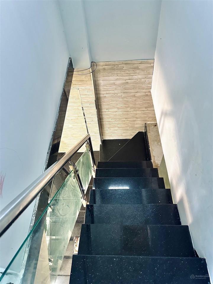 Hàng hiếm tân phú âu cơ hẻm 5m thông xe hơi