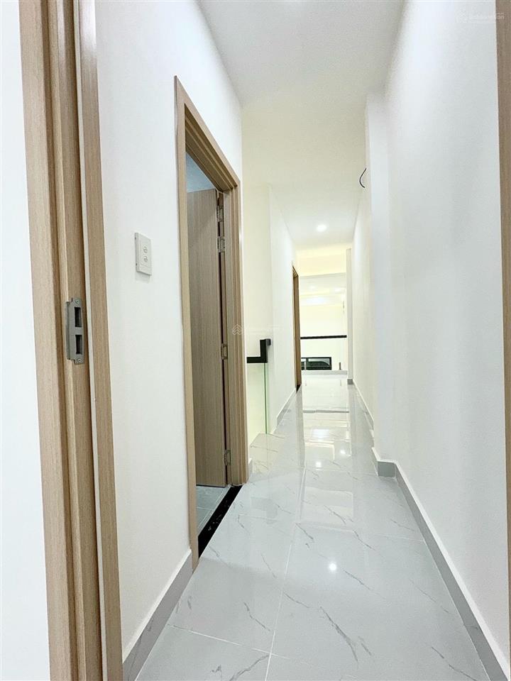 Hẻm xe hơi  nhà đẹp tân phú 62m 6,6 tỷ