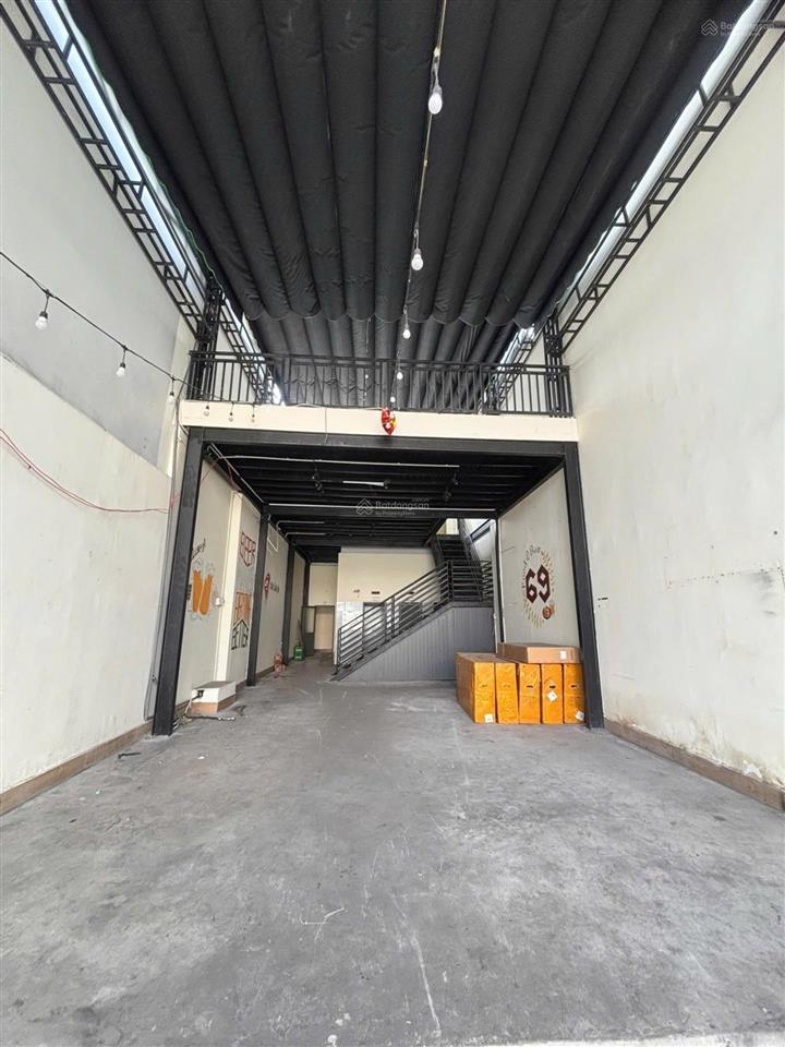 Mặt tiền tân kỳ tân quý  150m² chỉ 24tỷ ***