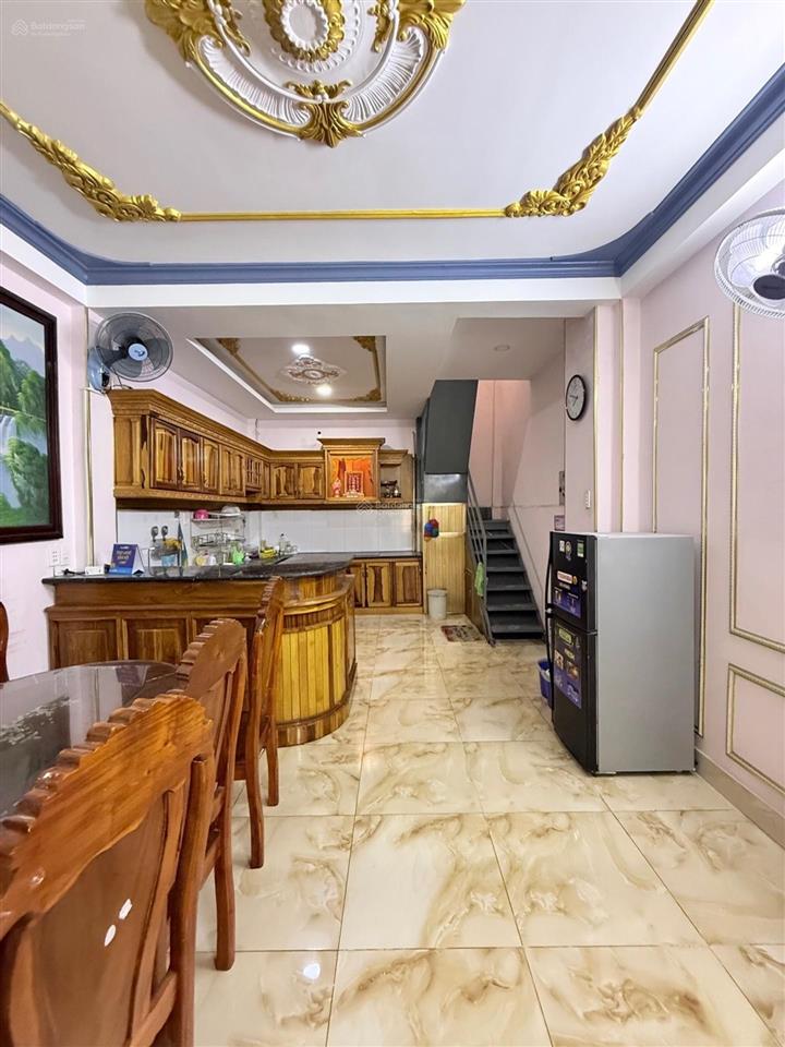 Tô hiệu hẻm xe hơi tránh view công viên giá 9,99 tỷ
