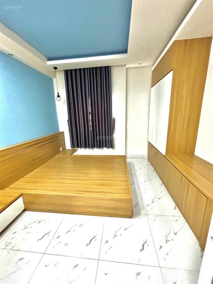 Hẻm xe hơi hòa bình nhà nở hậu, 3 lầu full nội thất 57m chỉ 6.85 tỷ!