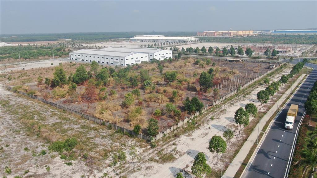 Bán / chuyển nhượng lô đất kcn sikico minh hưng bình phước