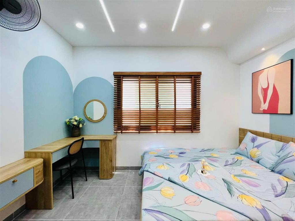 Giá 2 tỏi 120 còn tl  đường lê văn việt thủ đức  shr  hđ thuê 22 tr/th, full nội thất