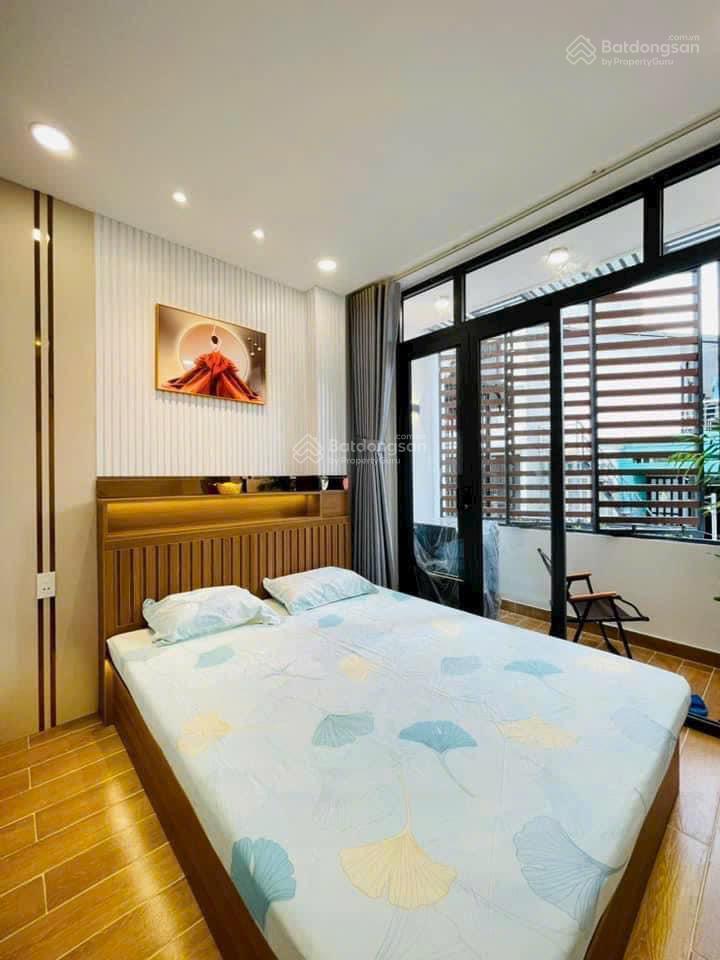 Giá 2 tỷ 790 còn tl đường nguyễn chí thanh quận 10  shr  hđ thuê 22 tr/th, full nội thất