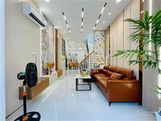 Giá 2 tỷ 790 còn tl đường nguyễn chí thanh quận 10  shr  hđ thuê 22 tr/th, full nội thất