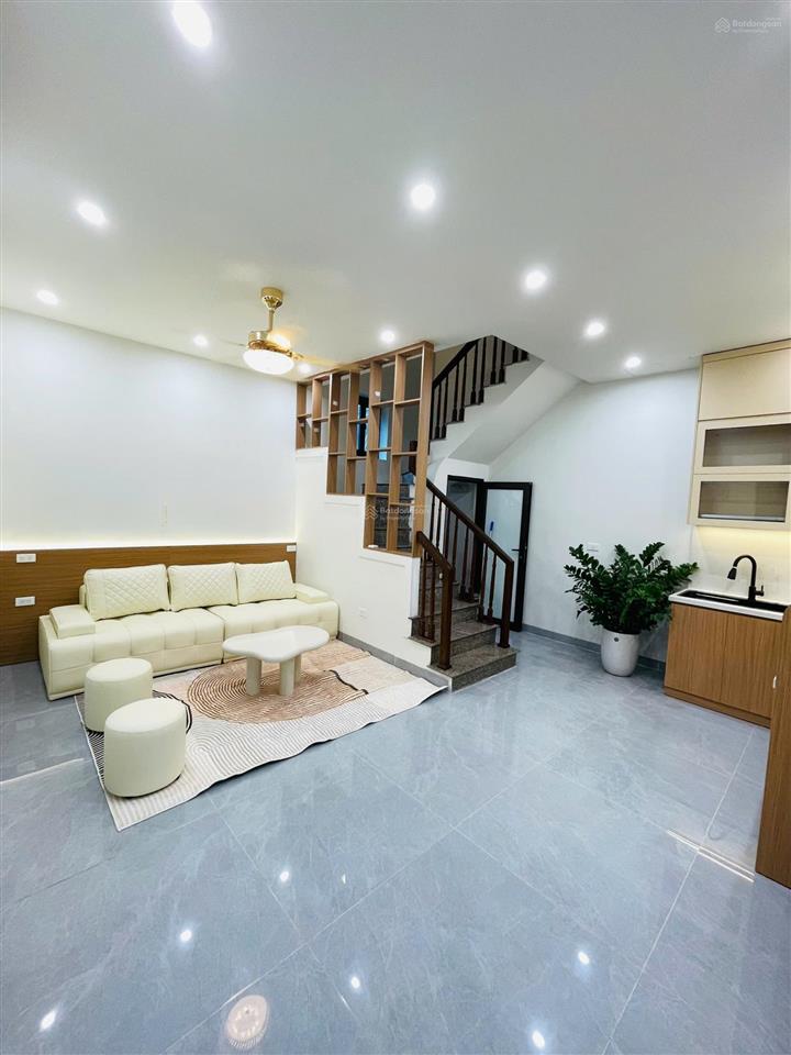 Chính chủ cần bán căn nhà 5 tầng mới xây tâm huyết tại đường cầu cốc, tây mỗ, nam từ liêm.