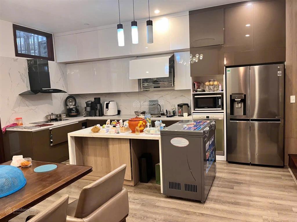 Cho thuê liền kề việt hưnglong biên100m 4 tầngfull nội thấtgiá thuê 26 triệu/tháng