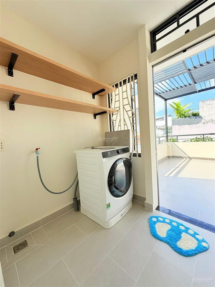 Tân bình giáp quận 10  nhà mới 4 tầng  full nội thất  chỉ 5.68 tỷ