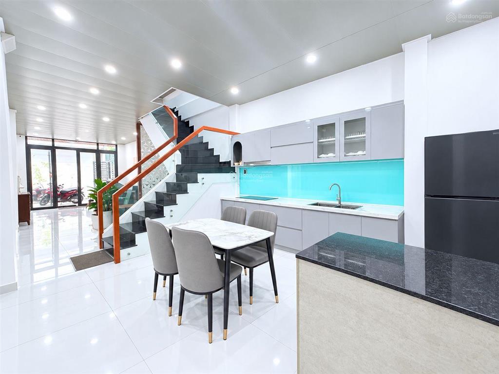 78m2  2 tầng  2 phòng ngủ  sát mặt tiền trịnh đình trọng  nhỉnh 5 tỷ