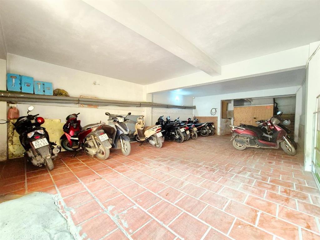 Mặt đường cổ nhuế, 120m, 4 tầng, mặt tiền 6,2m, 39 tỷ nhỉnh.ngõ thông kinh doanh