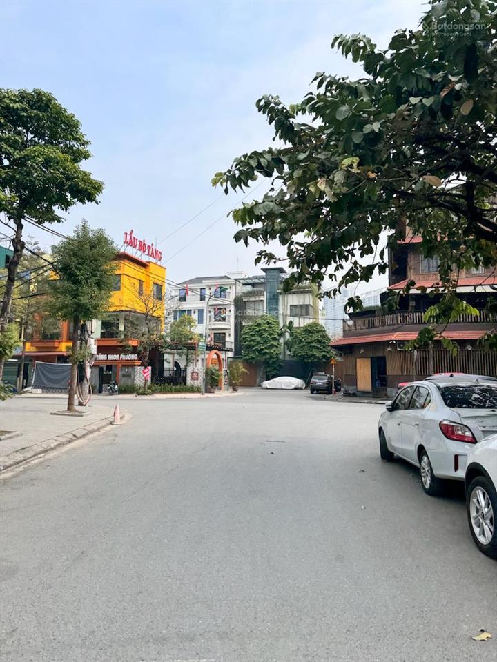 Nhà xuân đỉnh * 42m * 6 tầng * thang máy * lô góc 3 mặt thoáng * 11,9 tỷ