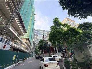 Biệt thự vườn đào 180m2 lô góc 2 mặt tiền 27m, hầm 2 ô tô, sân vườn, 147 tỷ