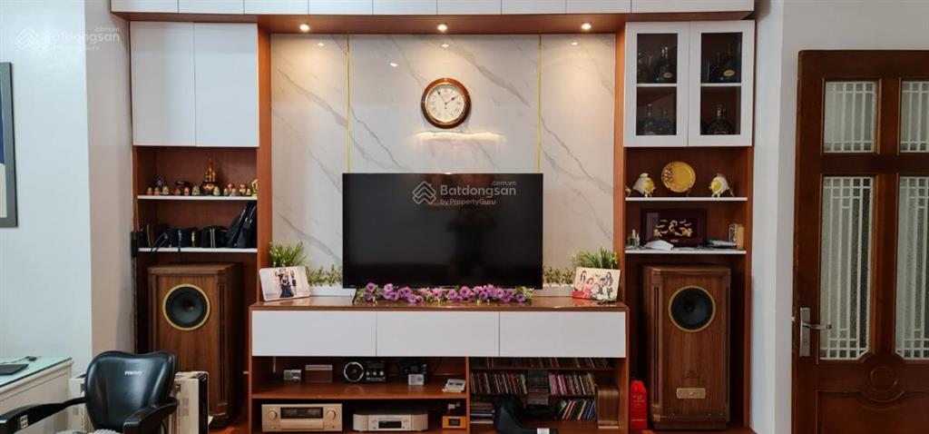 Biệt thự vườn đào 180m2 lô góc 2 mặt tiền 27m, hầm 2 ô tô, sân vườn, 147 tỷ