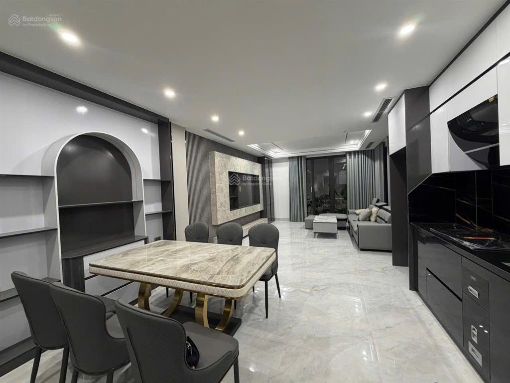 Siêu phẩm lô góc nguyễn văn cừ long biên, hà nội bán nhà đẹp tại nguyễn văn cừ, phường bồ