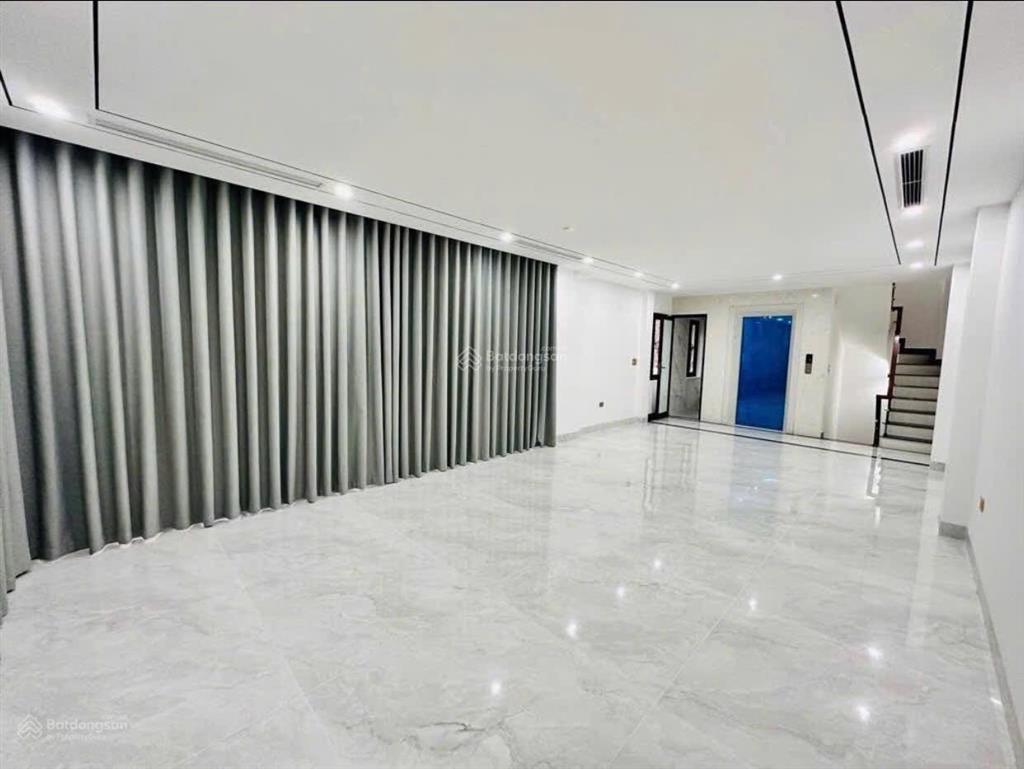 Siêu phẩm lô góc nguyễn văn cừ long biên, hà nội bán nhà đẹp tại nguyễn văn cừ, phường bồ