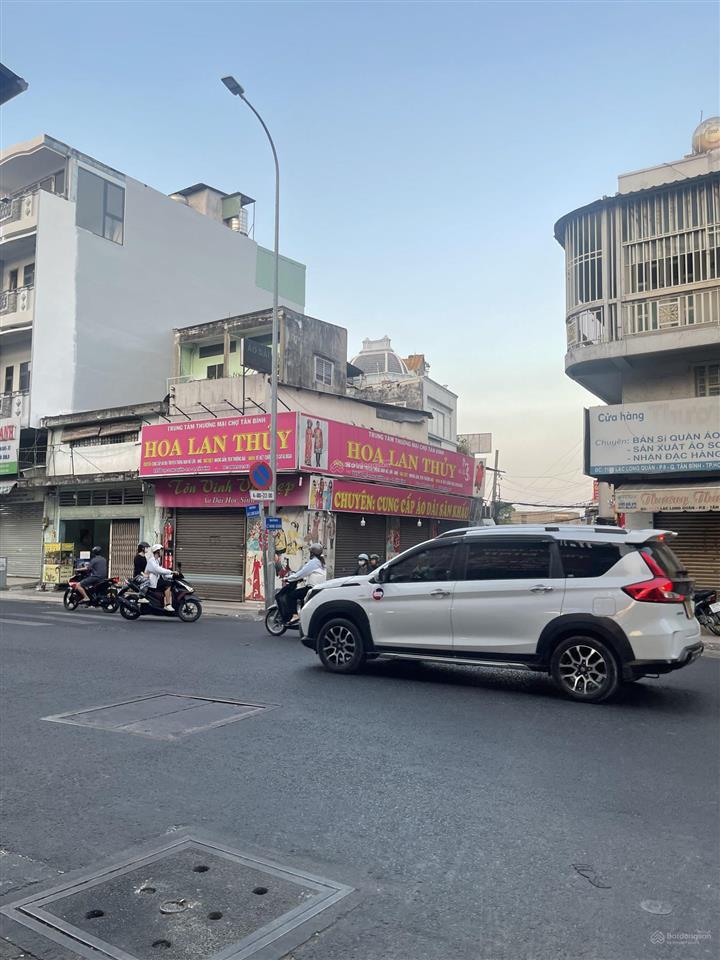 Nhà hẻm xe hơi khu kinh doanh buôn bán quần áo tân bình.