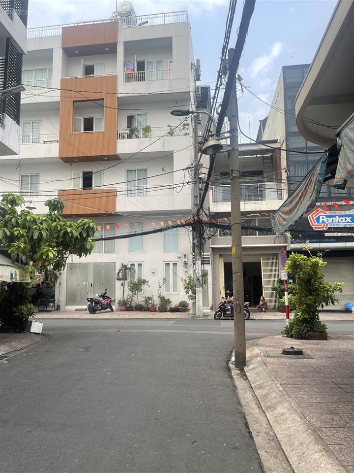 Bán nhà hẻm 2 xe tải tránh nhau.