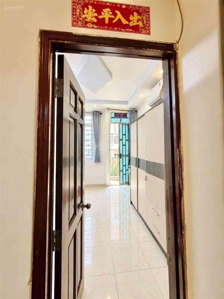 Giáp q.10 lạc long quân | nhà 3 tầng btct 3pn chỉ 4,9 tỷ
