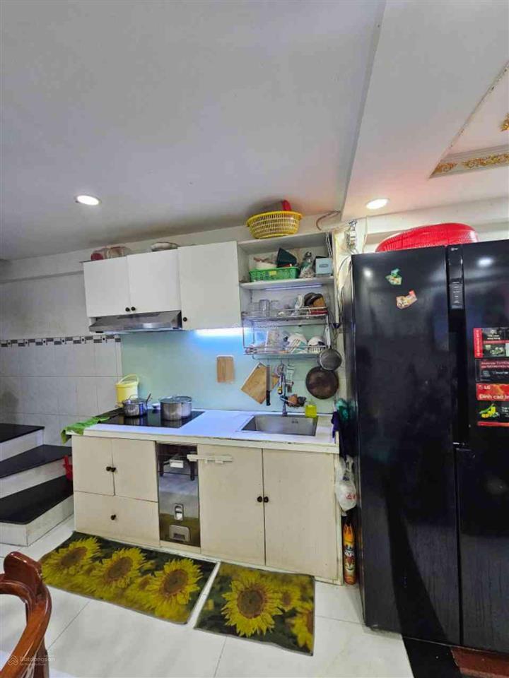 3 tầng  ni sư huỳnh liên  phường 10  tân bình  4 tỷ