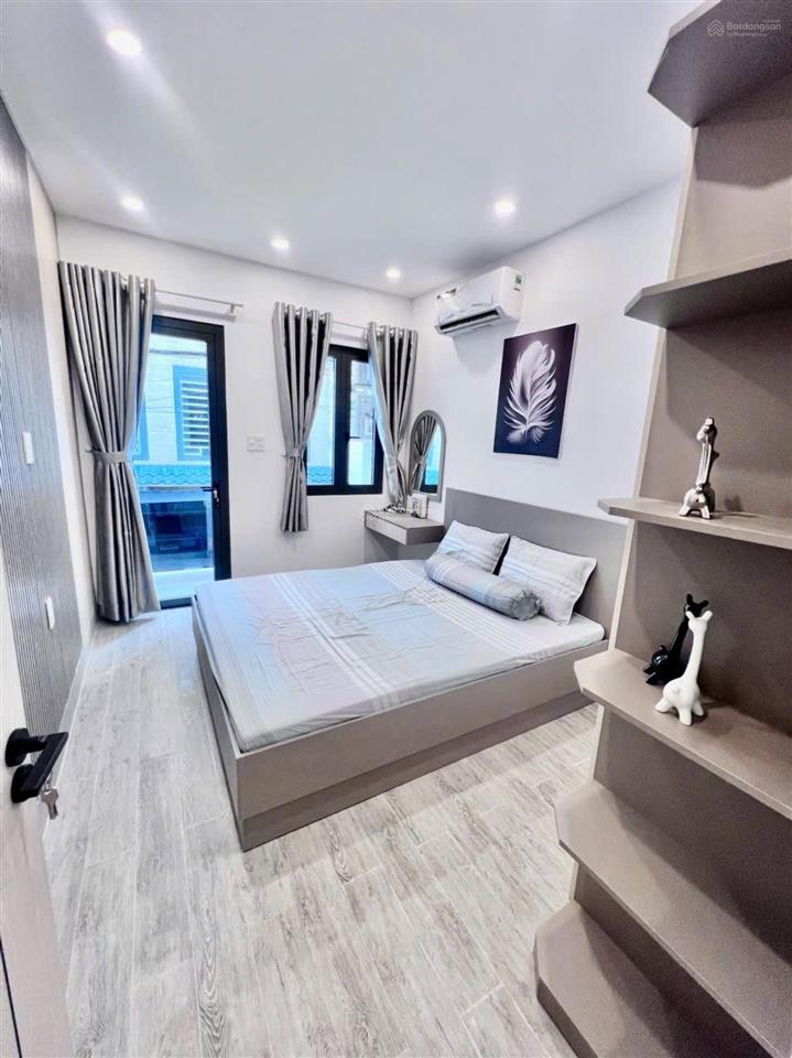 Chủ giảm giá chỉ còn 4,35 tỷ khu vip bàu cát, tân bình nhà 2 tầng đẹp, thiết kế đẹp
