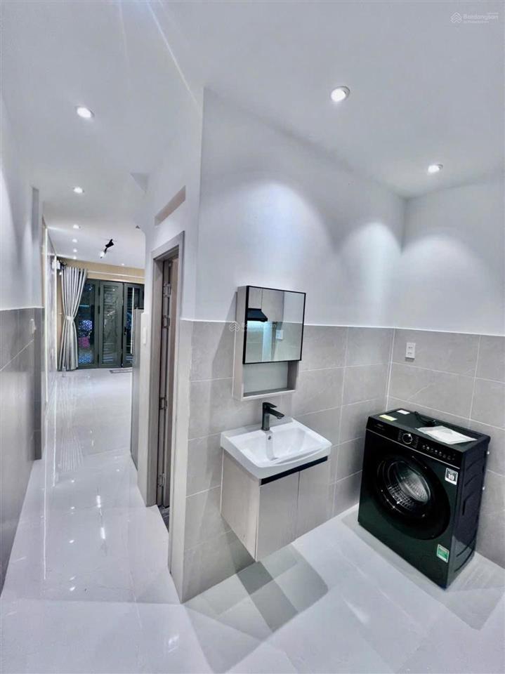 Chủ giảm giá chỉ còn 4,35 tỷ khu vip bàu cát, tân bình nhà 2 tầng đẹp, thiết kế đẹp