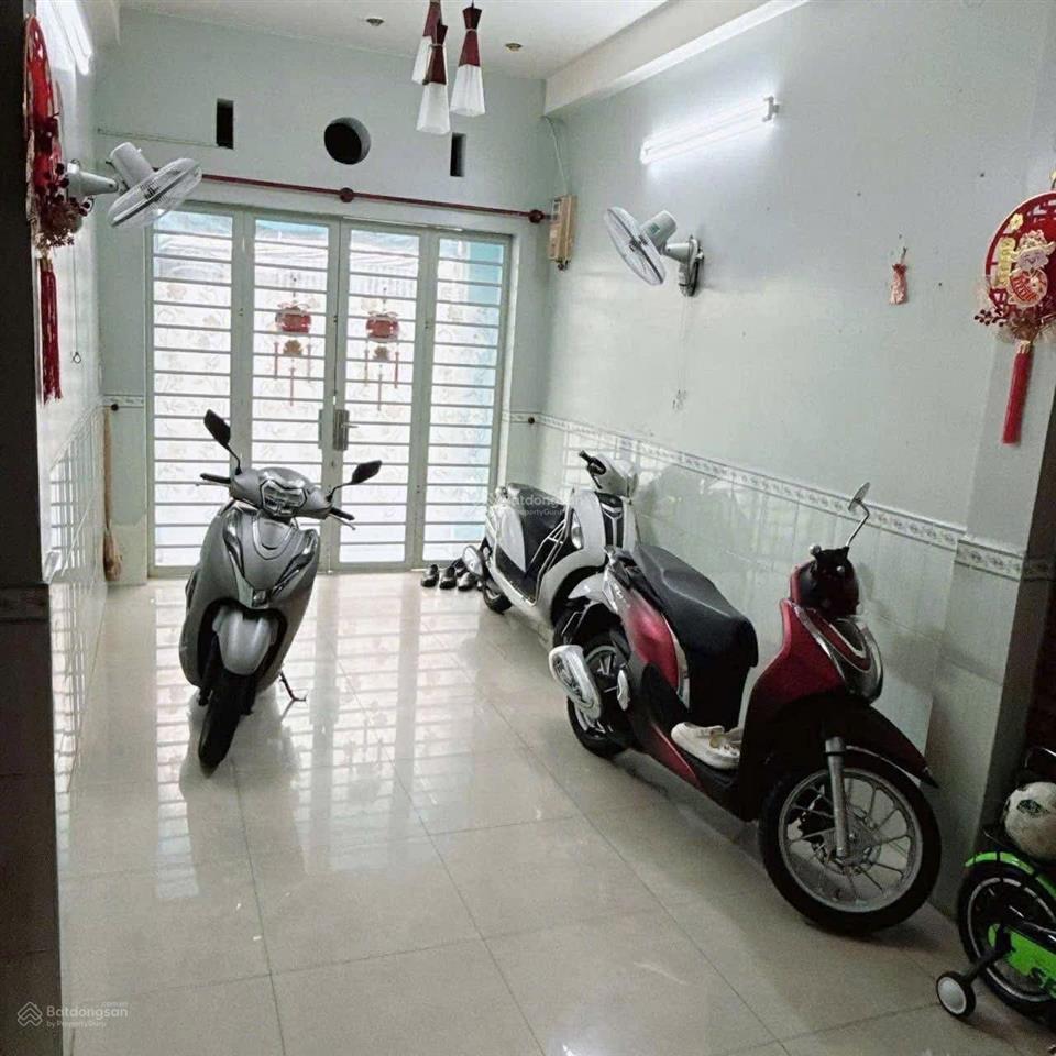 Nhà 4 tầng btct  hẻm ô tô vào nhà  nhỉnh 8 tỷ  phú nhuận cn 52m2