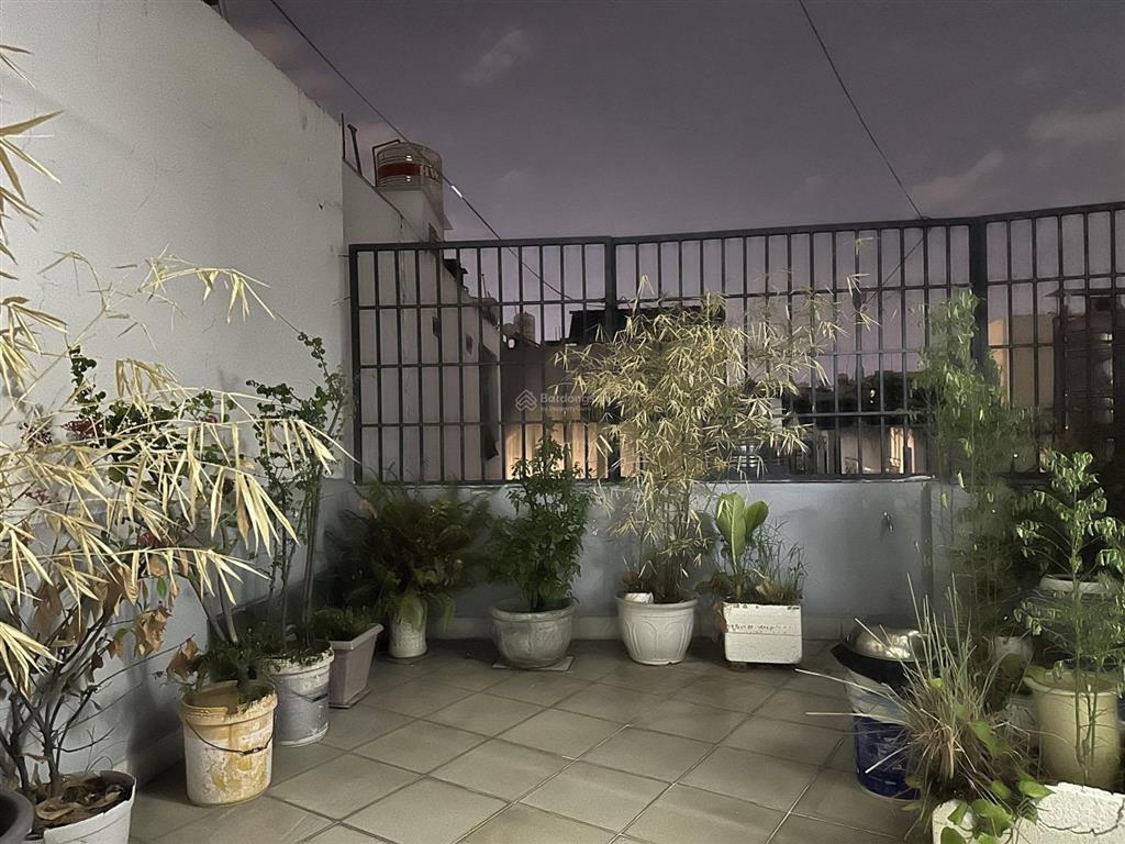 Nhà 4 tầng nở hậu  ô tô ngủ trong nhà  hẻm nhựa 5m  nhỉnh 10 tỷ  phú nhuậncn 60 m2 6 pn