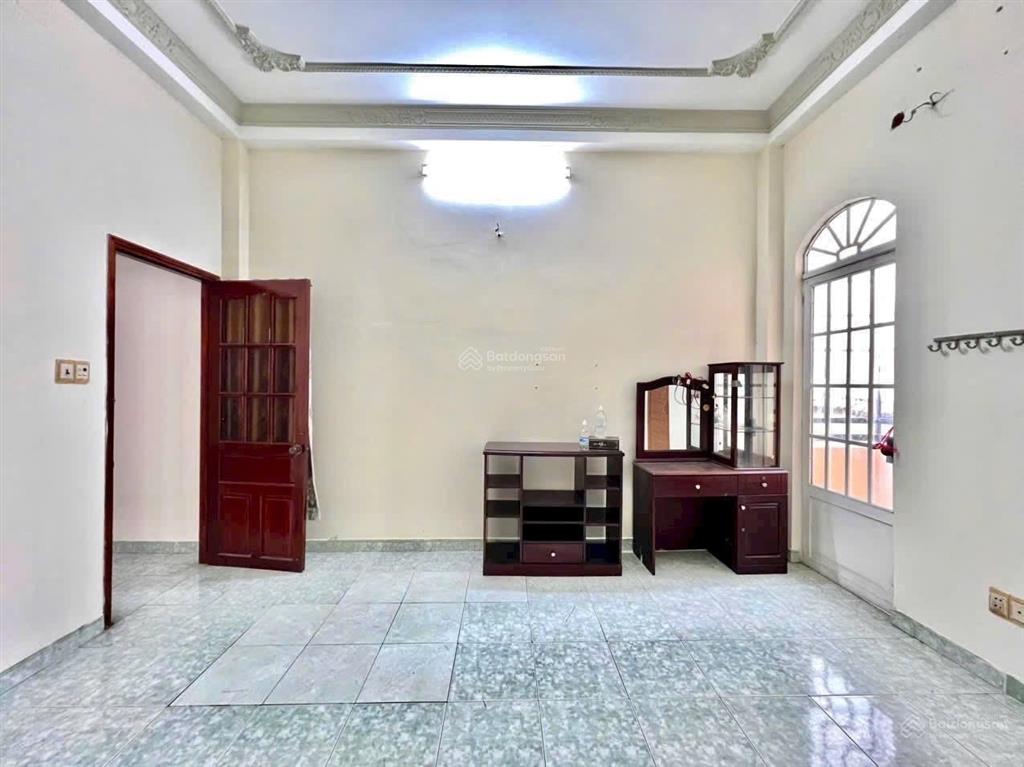 Bán đất tặng nhà 3 tầng đúc  76m2 nguyễn thượng hiền  cách mt 10m  8.5 tỷ