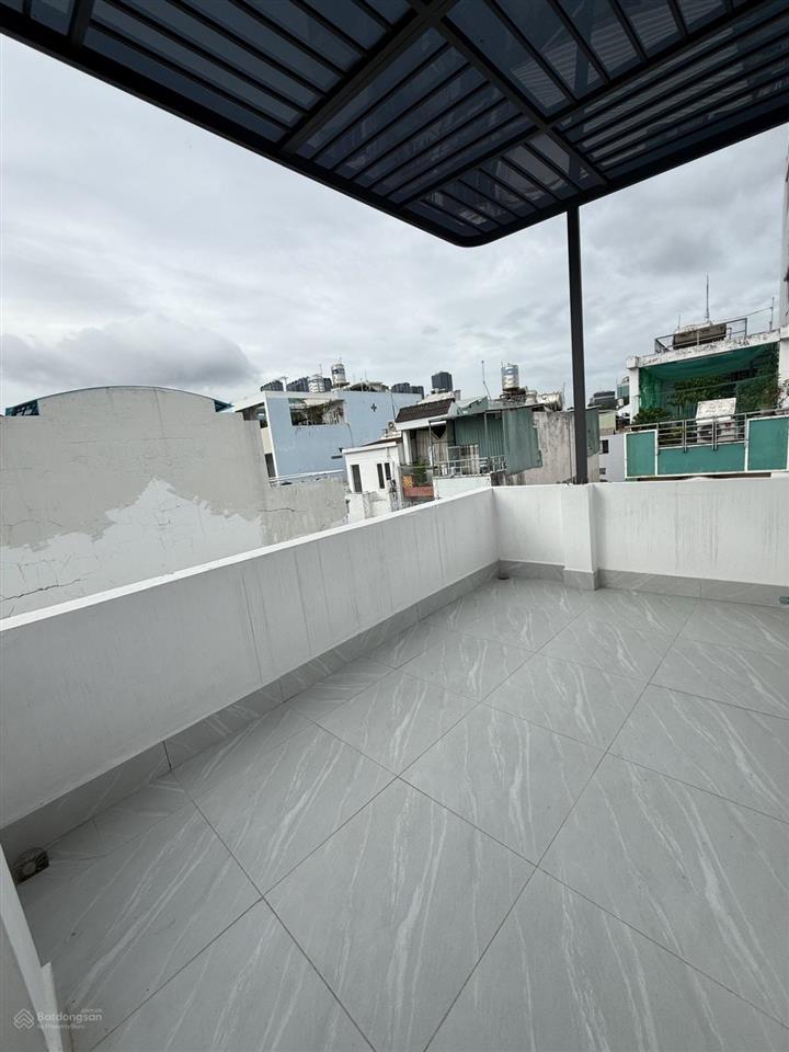 Cơ hội đầu tư nhà 9 phòng full nội thất tại hàng xanh, dòng tiền 40tr/tháng, giá tham khảo tốt trong khu vực.