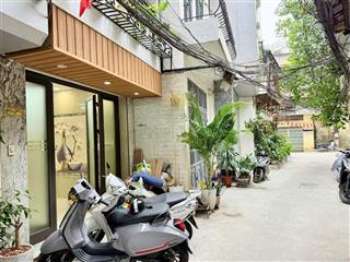 Bán nhà hoàng hoa thám, ngõ thông vĩnh phúc, ngõ 3m, cách phố 50m, 45m2 x 5tầng chỉ 8.x tỷ
