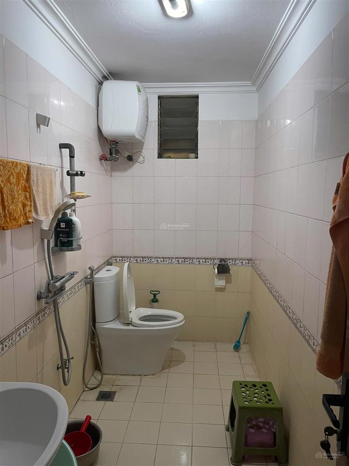 Chính chủ bán nhà 3 tầng xuân thủy, cầu giấy ngõ ô tô dt 160m2, mt 10m giá bán nhỉnh 40 tỷ