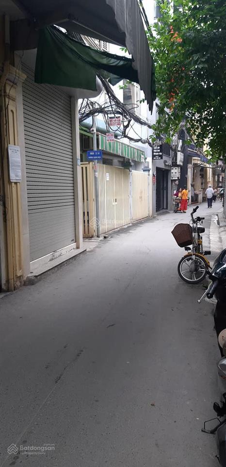 Bán nhà 2 tầng ngõ 31 xuân diệu dt 220 mt18m giá 5x tỷ