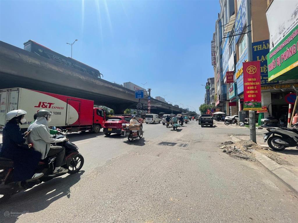 Chính chủ bán nhà 6 tầng mp khuất duy tiến dt40 mt3.6 giá 21 tỷ